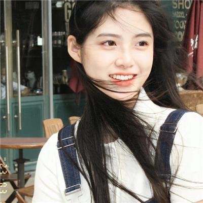 穿进电视里当后妈